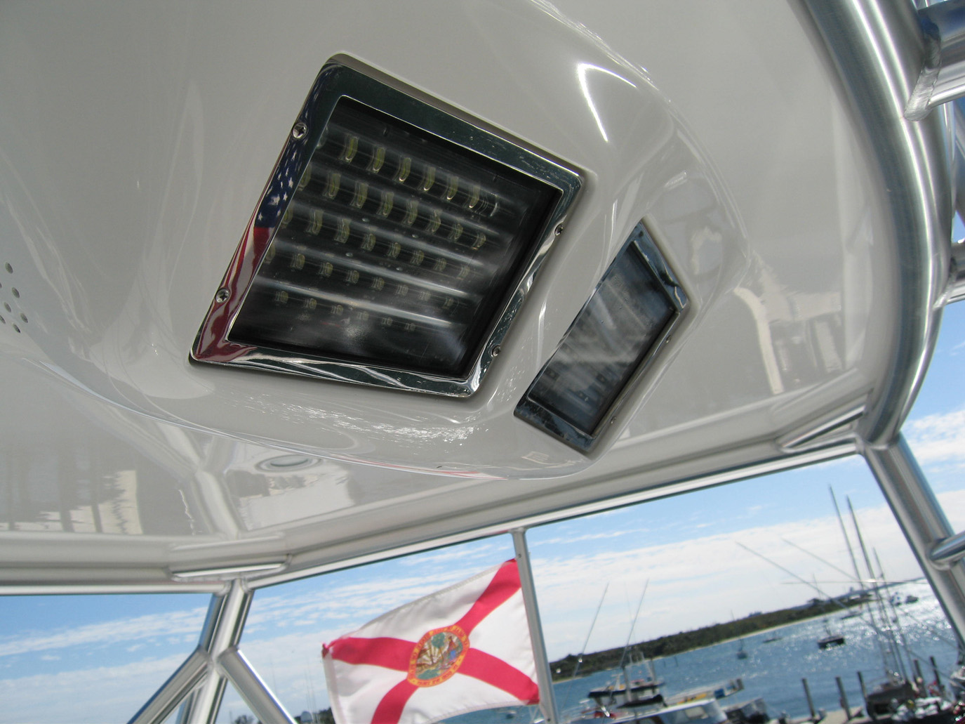 LED Spreader Lights & Pods